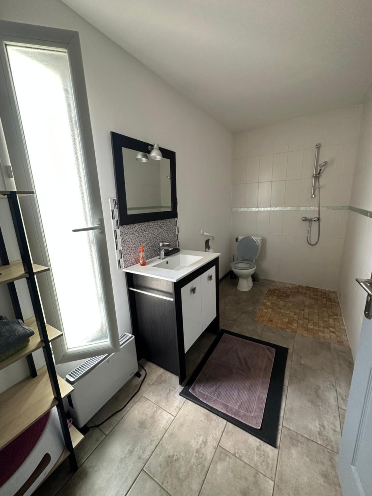 Superbe Appartement Avec Piscine Et Spa Privatif Villeneuve-les-Beziers ภายนอก รูปภาพ